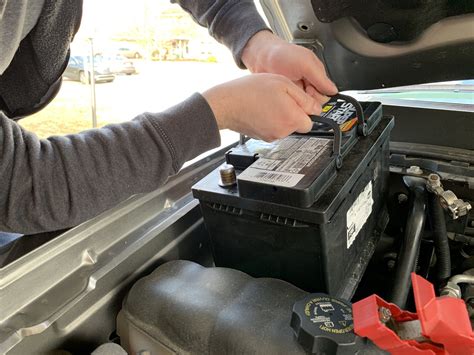 2001 chevy silverado battery replacement